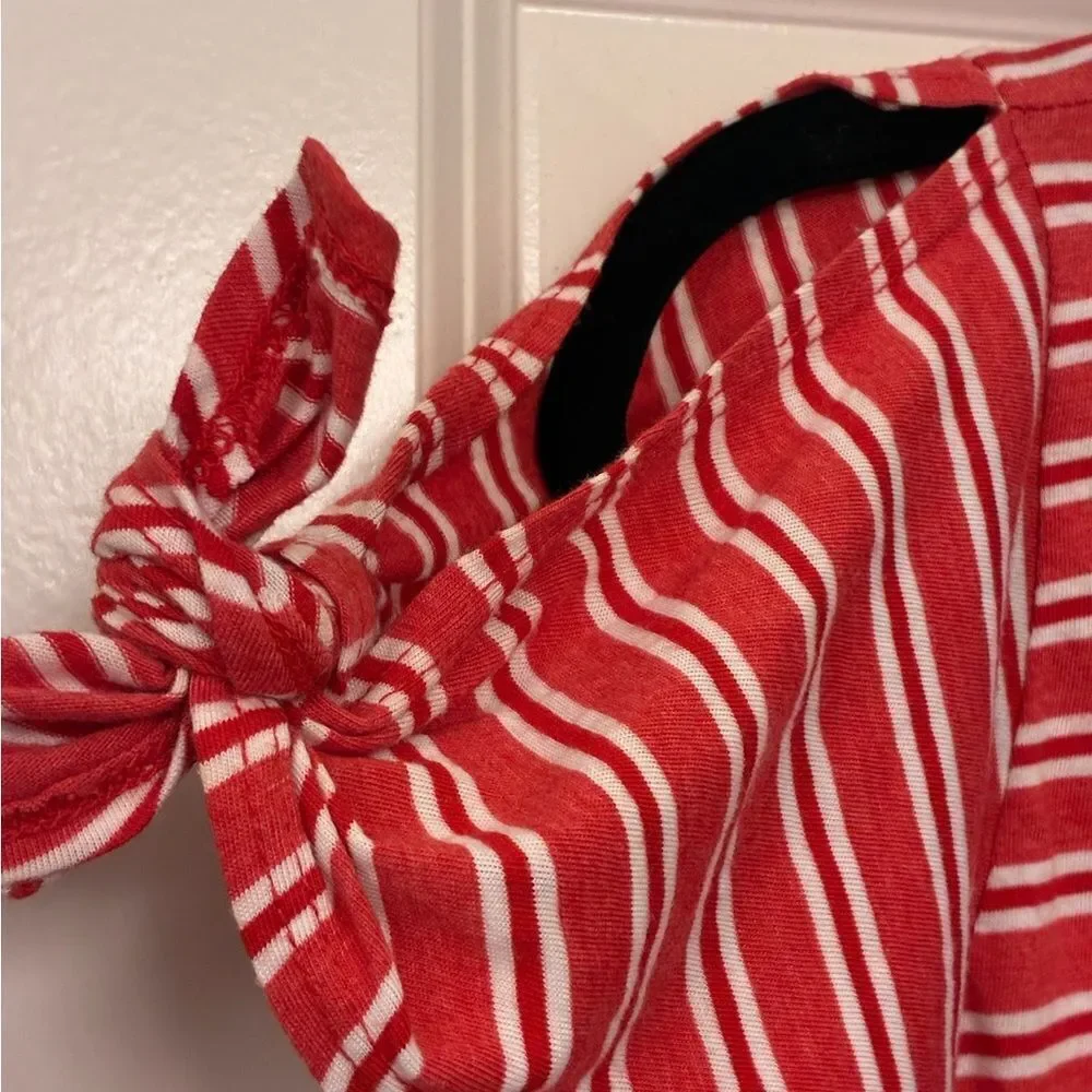 ANTHROPOLOGIE LEFT OF CENTER Tie Cuff Tee Red White Stripe Motif Women’s Size XS